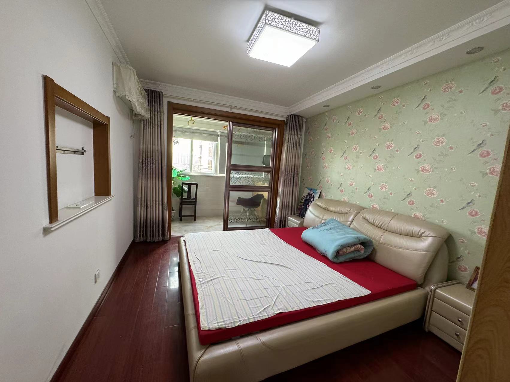 新港花苑 2室2厅1卫 98m&sup2;