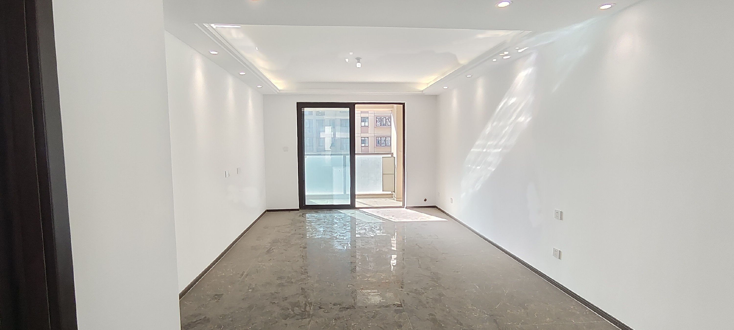 云樾东方 3室2厅2卫 124m&sup2;