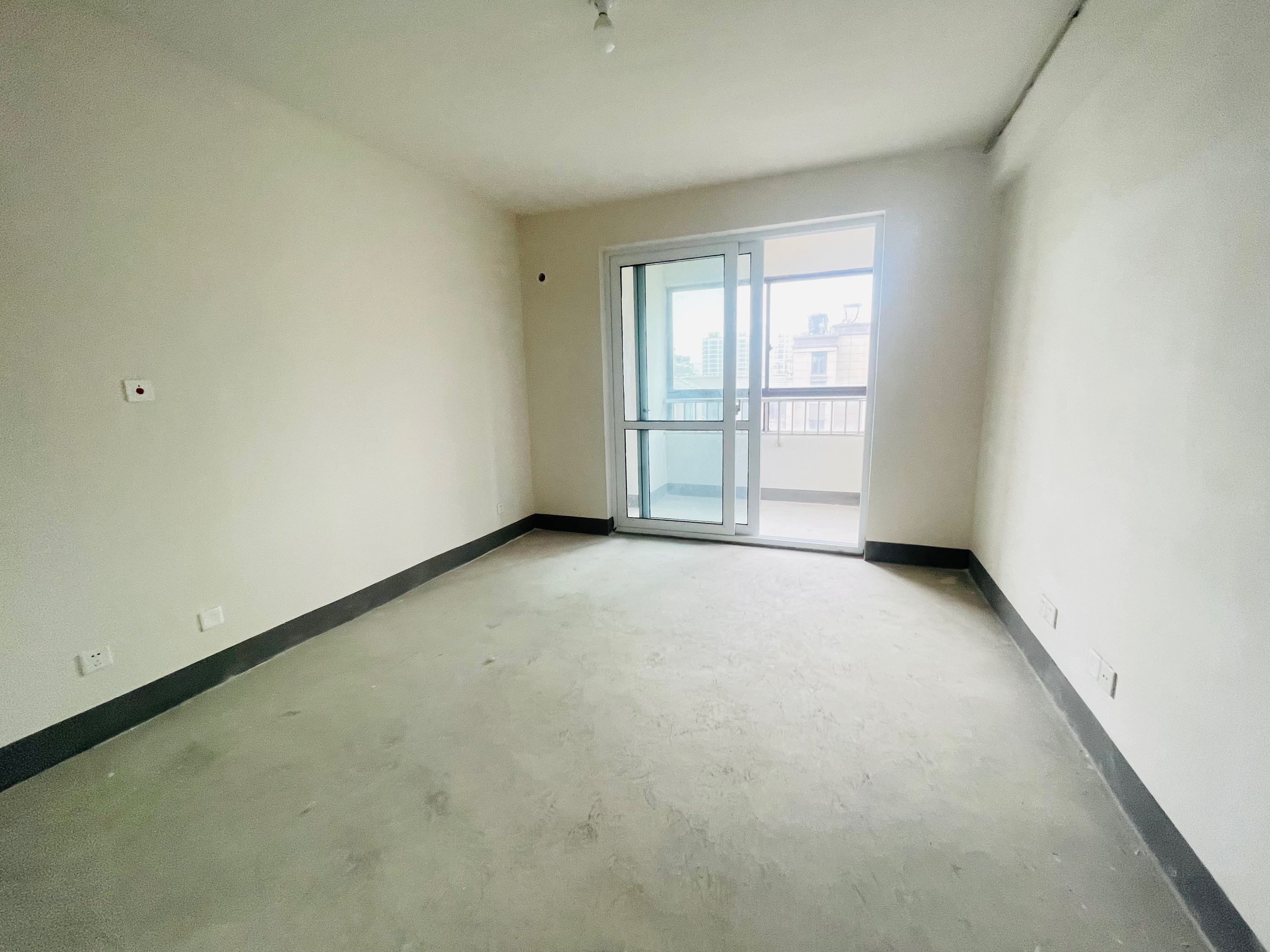 兴石花园 2室2厅1卫 72m&sup2;
