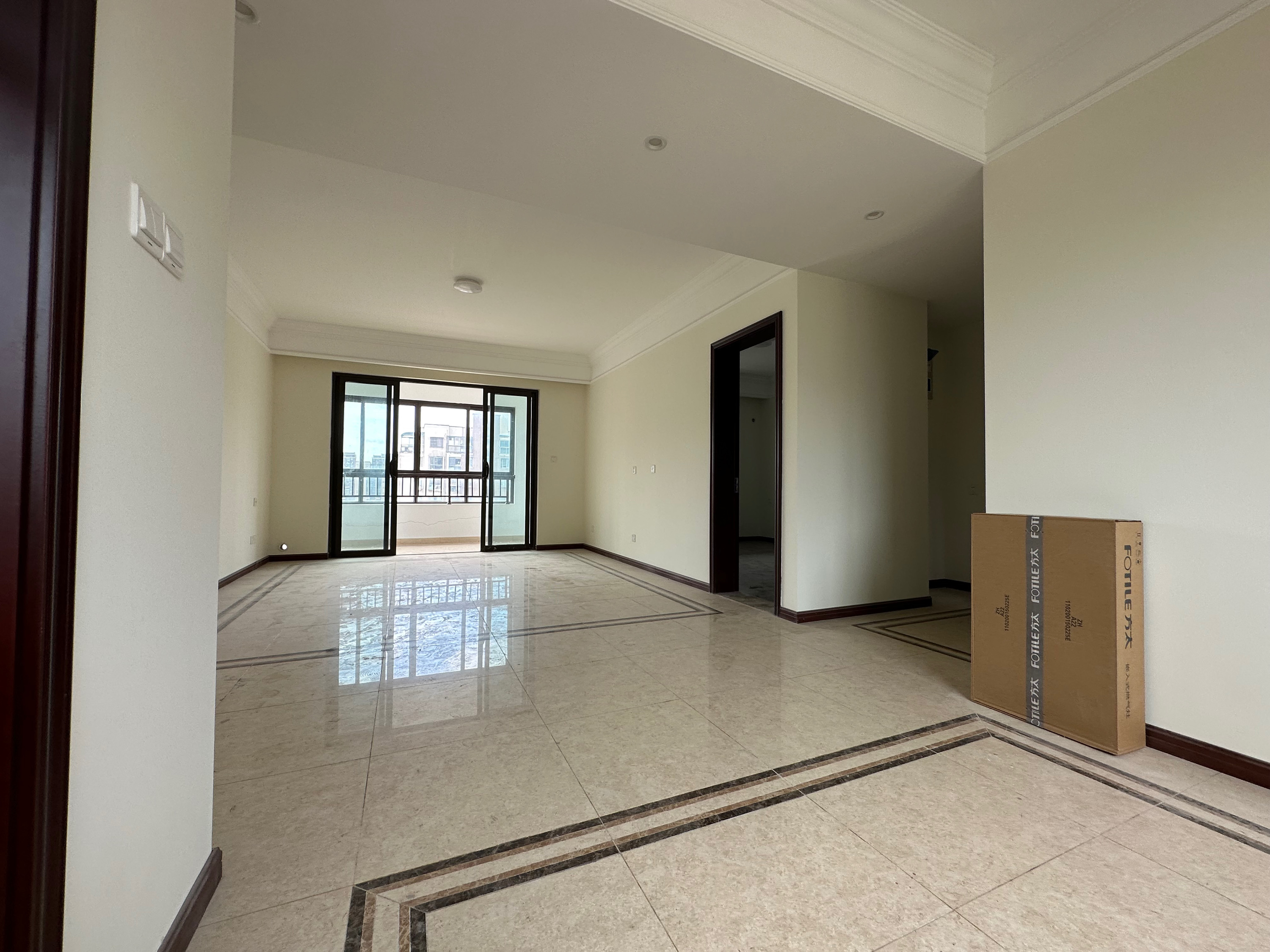中梁望府 4室2厅2卫 148.42m²
