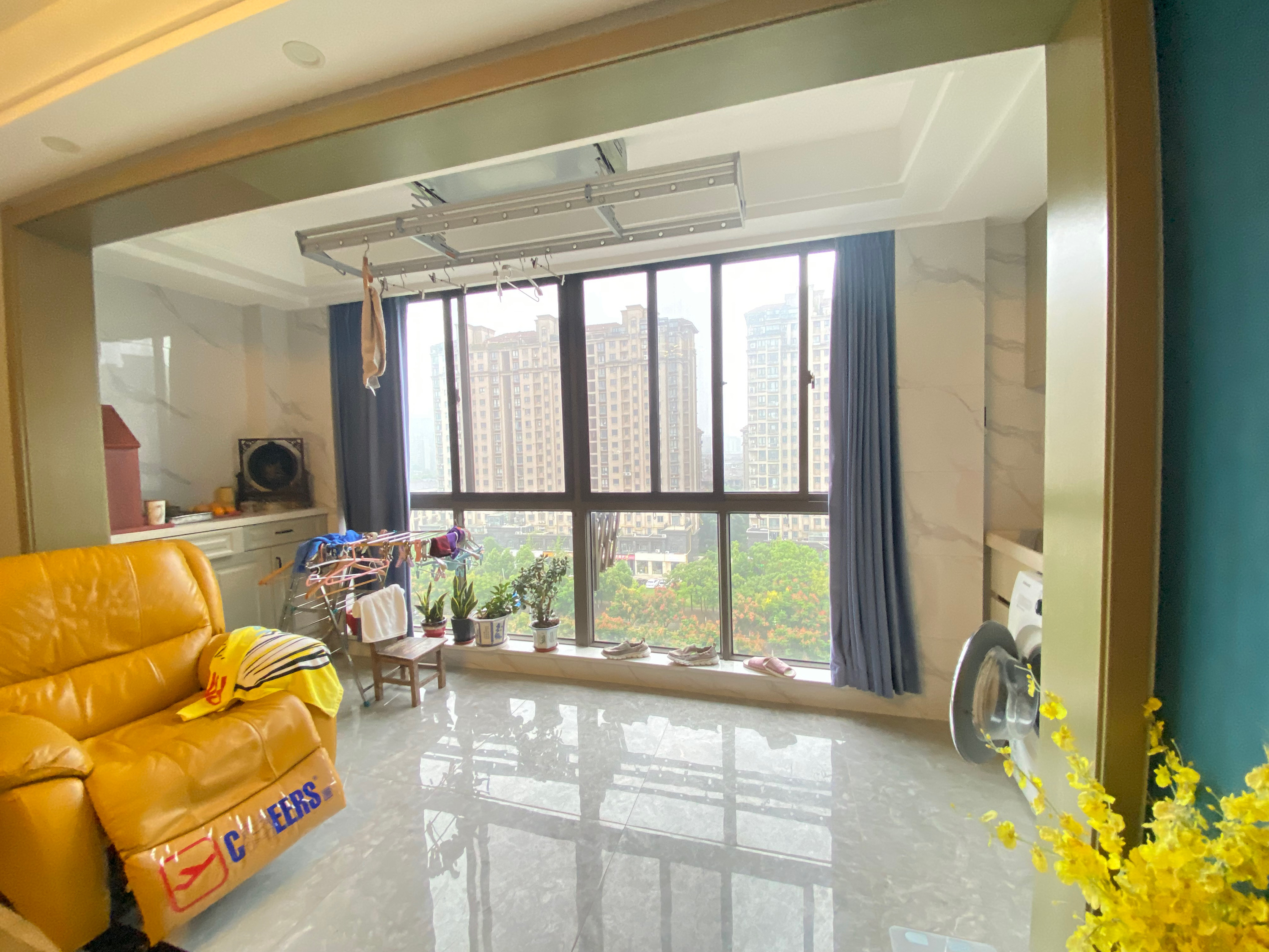 万濠世家 3室2厅1卫 110m&sup2;