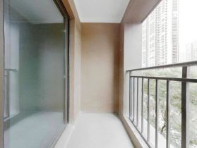 华强城 4室2厅2卫 142m&sup2;