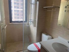 云樾东方 3室2厅2卫 124m&sup2;
