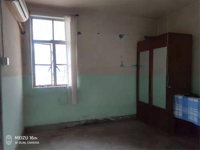 易家桥新村 3室1厅1卫 68m&sup2;