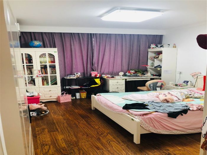 学田苑 5室2厅2卫 150m&sup2;