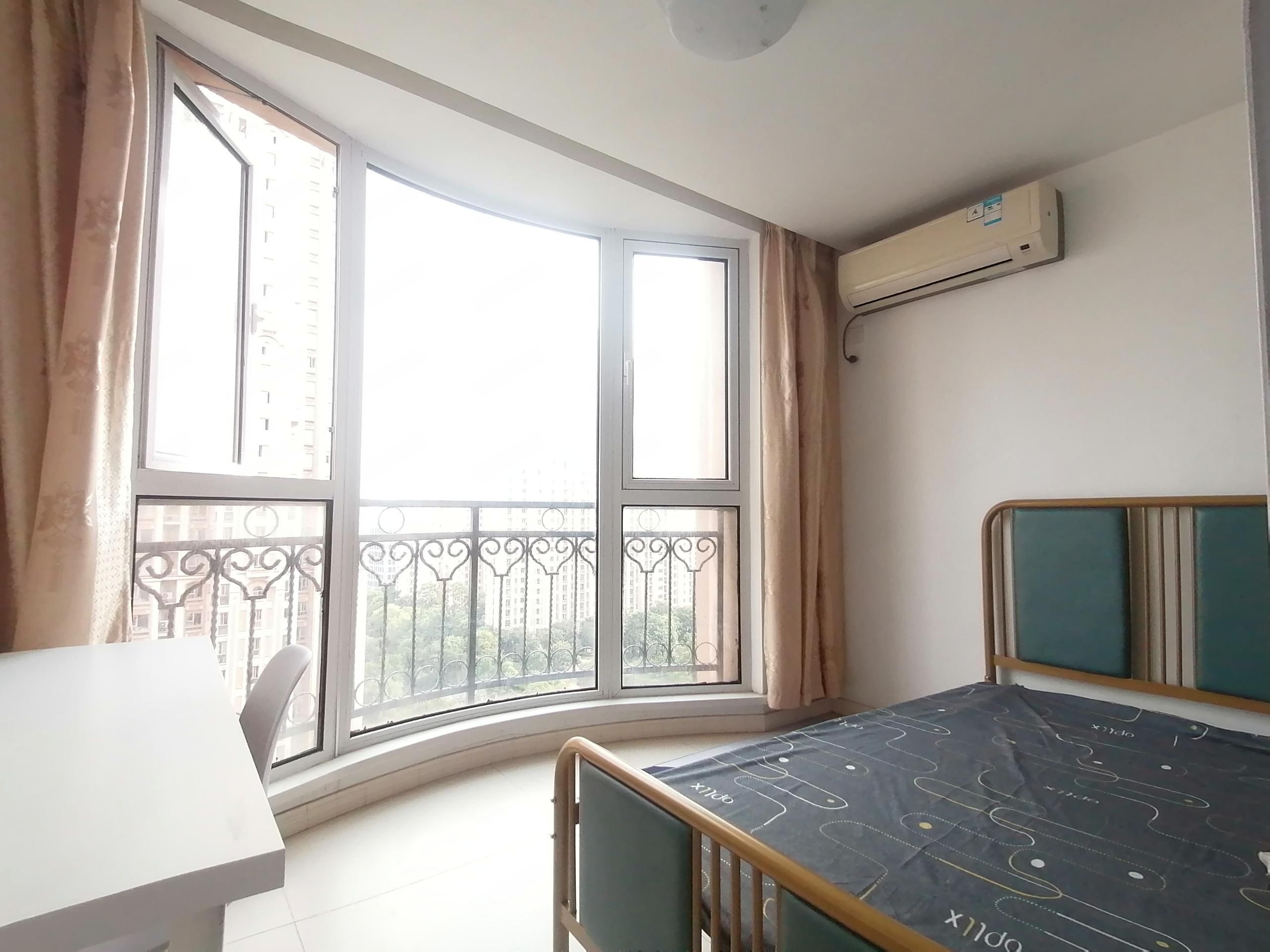 中南世纪花城二期 1室2厅1卫 70.26m&sup2;