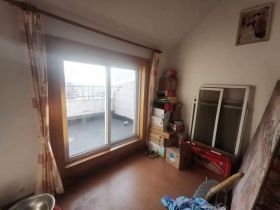 朝晖花园 3室2厅2卫 135m&sup2;