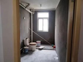 滨河东城 3室2厅2卫 137m&sup2;