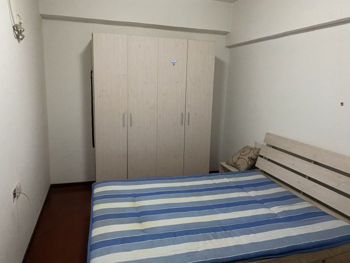 太阳鑫城 2室1厅1卫 79.68m²