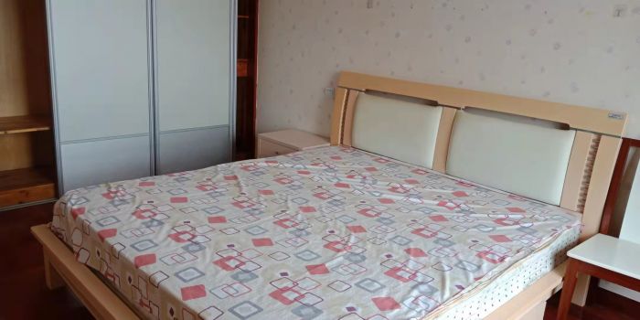 望江大厦 3室2厅2卫 170.00m&sup2;