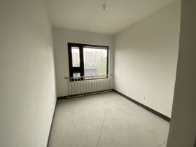 春风南岸西园 5室3厅3卫 400m&sup2;