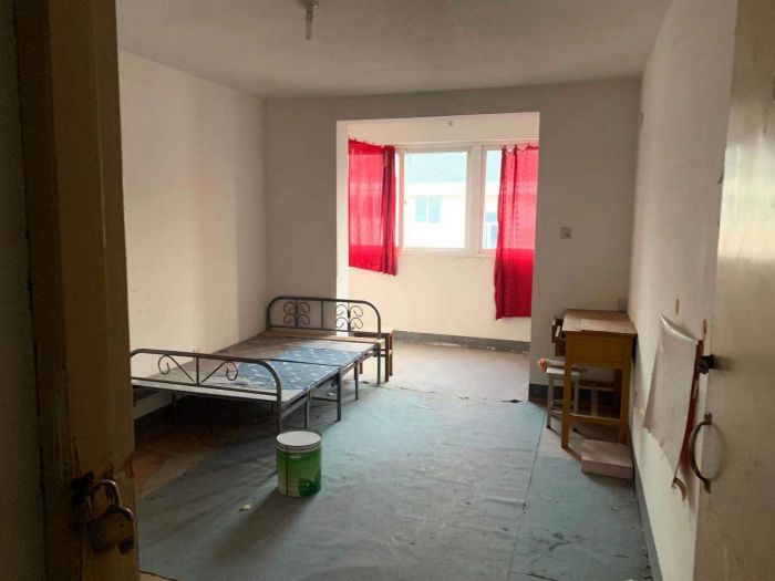 怡园北村 5室3厅2卫 155m&sup2;