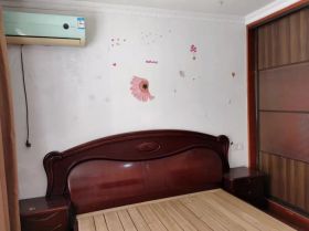 万象新路 3室2厅1卫 90m&sup2;