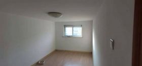 公园一村 4室2厅2卫 75m&sup2;