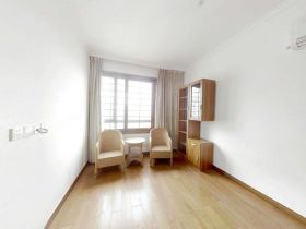 景华城 3室2厅2卫 120.6m&sup2;