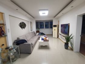 新开苑 5室2厅2卫 204m²