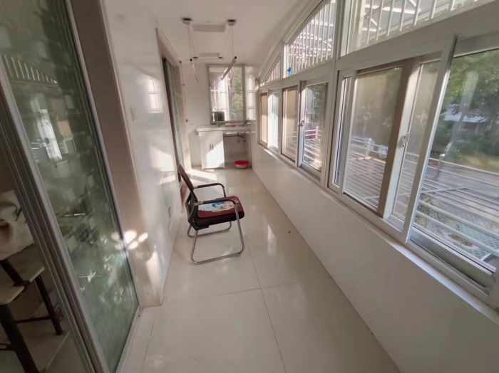 春晖花园 3室2厅1卫 136m&sup2;