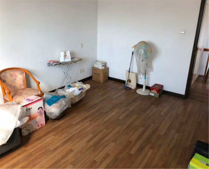 中南俪园 3室1厅1卫 130m&sup2;