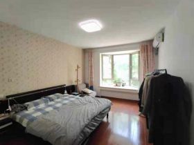 优山美地花园南区 4室2厅2卫 168.00m&sup2;