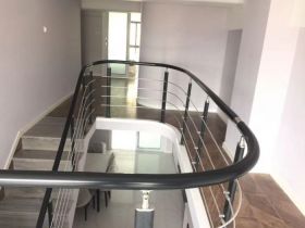 汇富花苑 2室2厅1卫 60m&sup2;