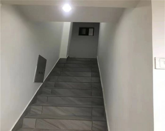宏景大厦 3室1厅3卫 56.30m&sup2;