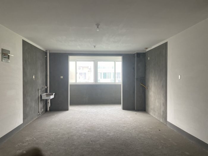 东昇花园 3室2厅2卫 159m&sup2;