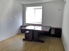 春晖花园 2室2厅1卫 103m&sup2;
