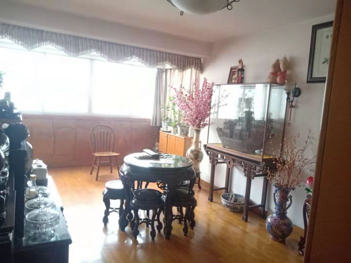 郭里园 3室2厅1卫 132m&sup2;