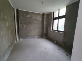 南通橡树湾 5室2厅3卫 225m&sup2;