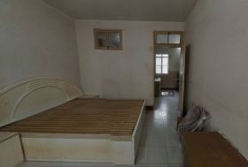 城港新村 3室1厅1卫 71m&sup2;