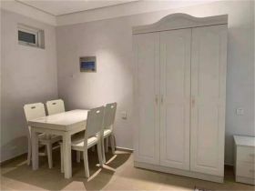 中港白金大厦 1室1厅1卫 40m&sup2;