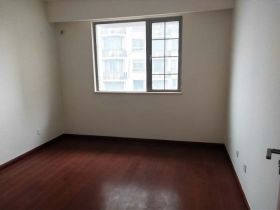 优山美地花园 3室2厅2卫 139m&sup2;
