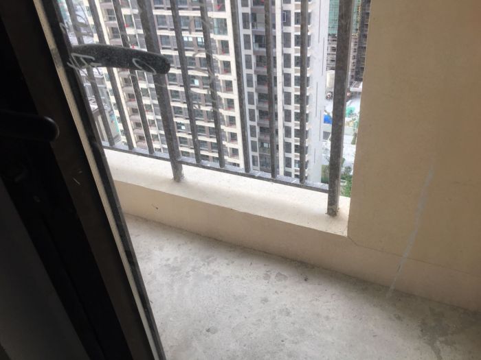 绿地新里城 3室2厅2卫 106m&sup2;