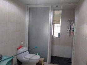 新胜花苑 3室2厅1卫 125m&sup2;