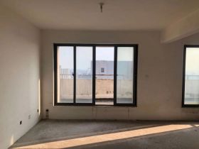 景华城 3室2厅2卫 160.8m&sup2;
