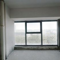 天空之城 8室8厅4卫 300m&sup2;