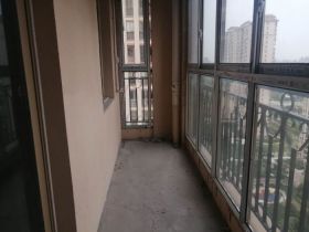 中南世纪花城三期 4室2厅3卫 275m&sup2;