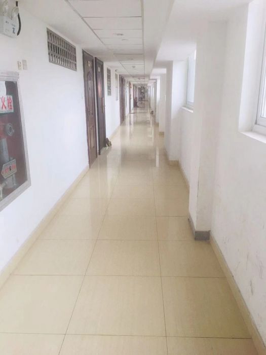 宏景大厦 3室1厅2卫 56.00m&sup2;