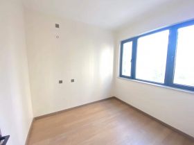 万科翡翠公园 3室2厅2卫 116m&sup2;