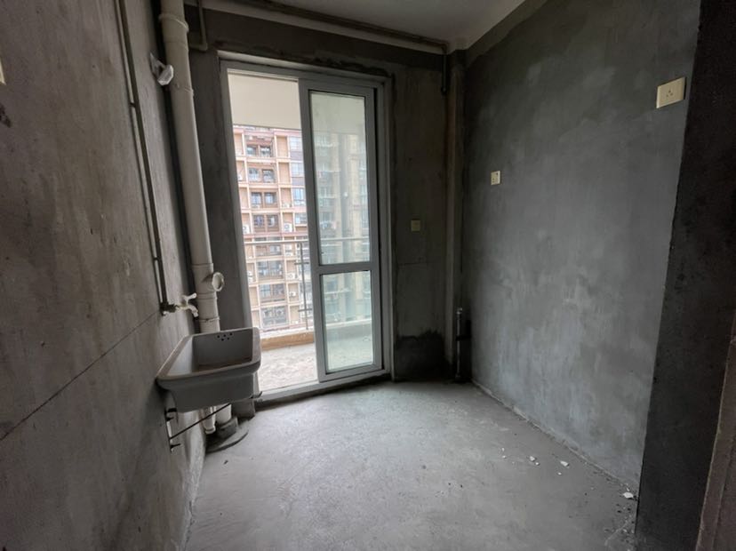 天龍逸園 2室1厅1卫 86m&sup2;