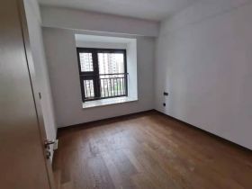 春风南岸东园 3室2厅1卫 96m&sup2;