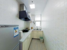 涌鑫八达通广场 1室1厅1卫 40m&sup2;