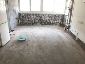外滩小区 5室3厅2卫 222m²