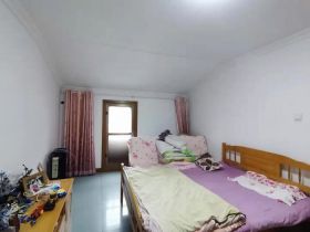 天都花苑 4室2厅2卫 141.3m&sup2;