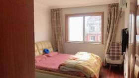 天虹公寓 3室2厅2卫 154.16m&sup2;