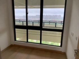 时光漫城 3室2厅1卫 92m&sup2;