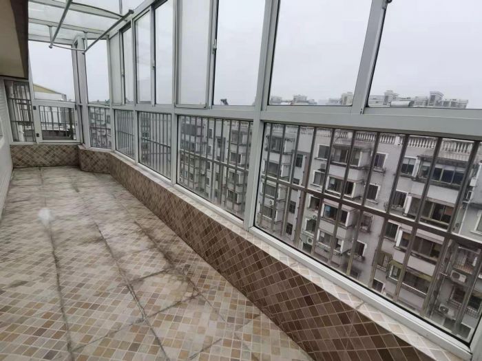 天都花苑 4室2厅2卫 221.67m&sup2;