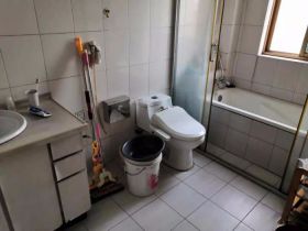 天都花苑 3室2厅1卫 138m&sup2;