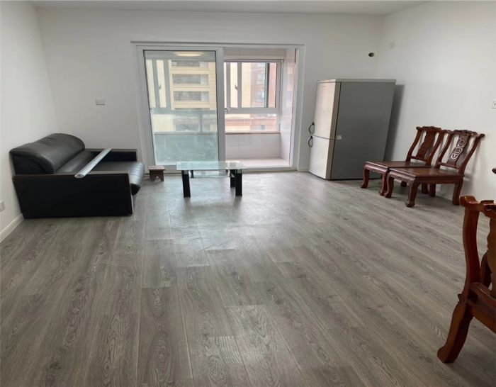 世茂公元 2室2厅1卫 68m²
