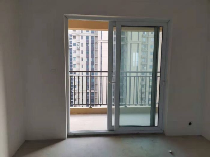 中海碧林湾 3室1厅1卫 115m&sup2;